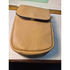 Kendall & James Tan Crossbody Purse Shoulder Bag Golden Zip Closure Brand New